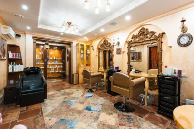 آرایشگران از ارائه چه خدماتی منع شده‌اند