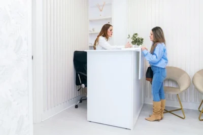 نقش رسپشن در سالن های زیبایی