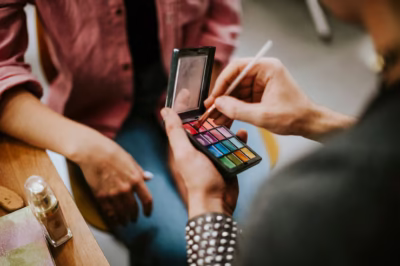 جذب مشتری آنلاین در آرایشگاه و سالن زیبایی