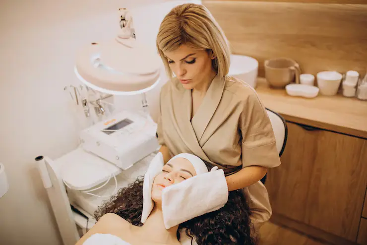 اهمیت پرسش نامه رضایت مشتری در سالن زیبایی و آرایشگاه