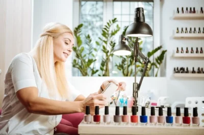 درآمد آرایشگاه زنانه