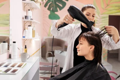 کدوم رشته آرایشگری سخت تره؟