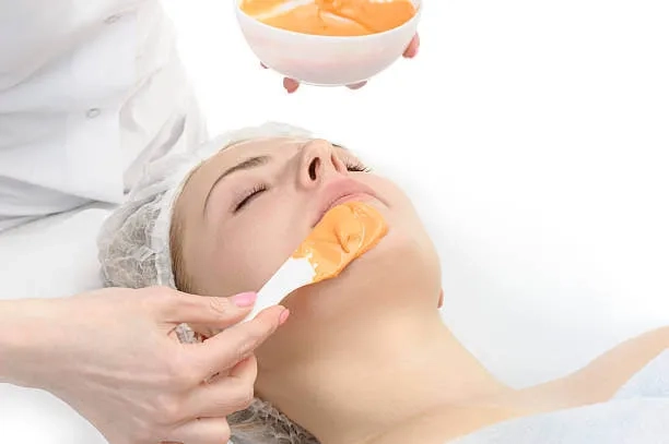 آموزش اپیلاسیون در آموزشگاه فنی حرفه ای