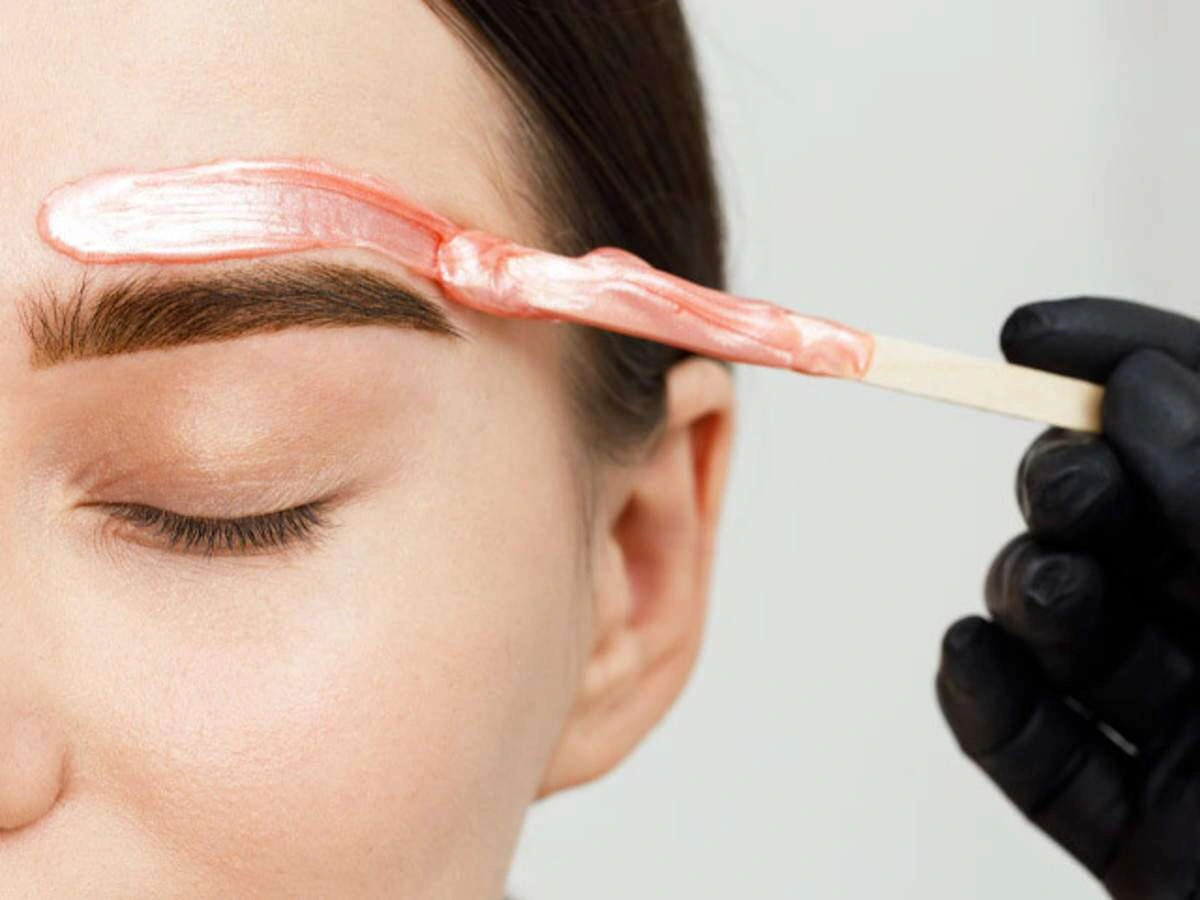 آموزش اپیلاسیون در آموزشگاه فنی حرفه ای